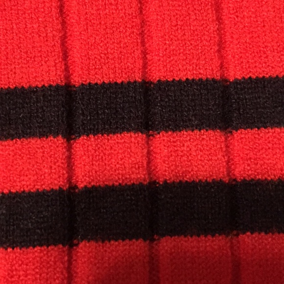 Super stretchy sexy cropped ribbed, striped sweater junior Large - Picture 12 of 12